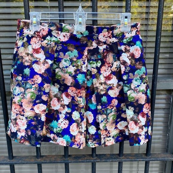 Lavish Alice Floral Blue Multicolor Hidden Shorts Skirt Size 12 - Picture 1 of 10